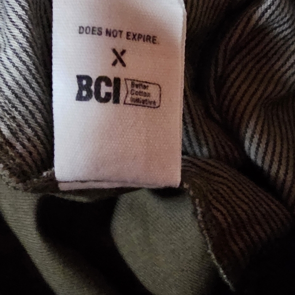 Alex Mills Boy Pleated Chino - Picture 7 of 10